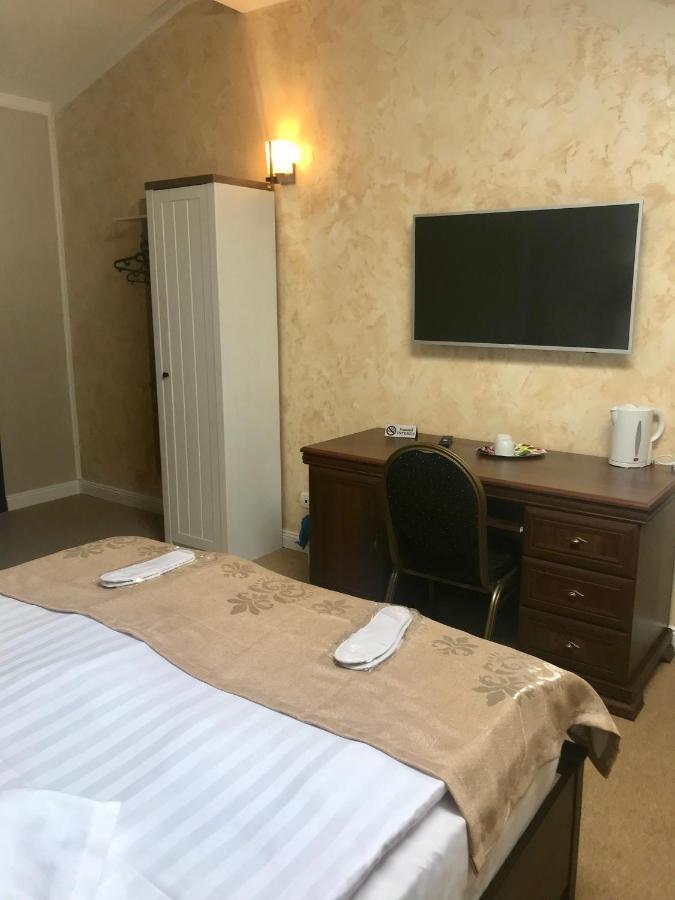 18 Boutique Pensiune Bucureşti