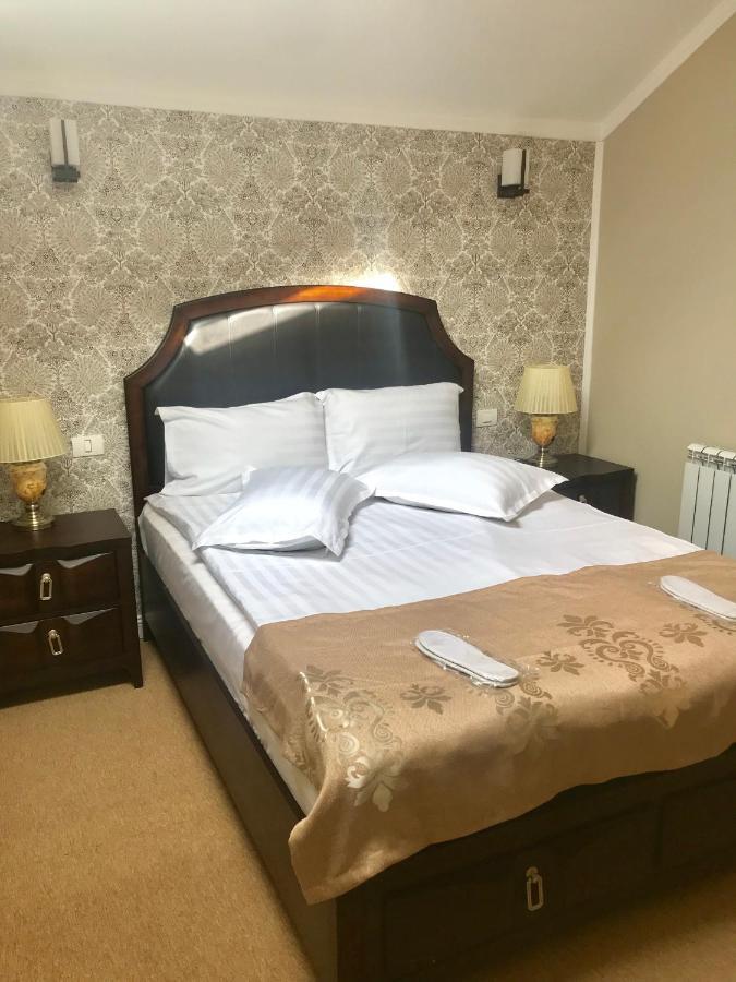 18 Boutique 3* Bucureşti