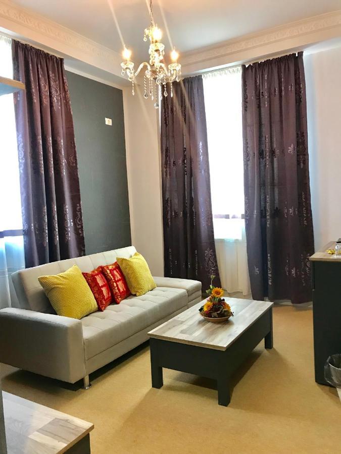 Pensiune 18 Boutique Bucureşti